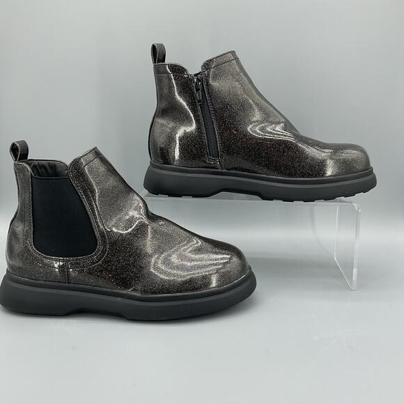 Dolce Vita Other - NEW Dolce Vita Girls Glitter Chelsea Boots Black Size 4